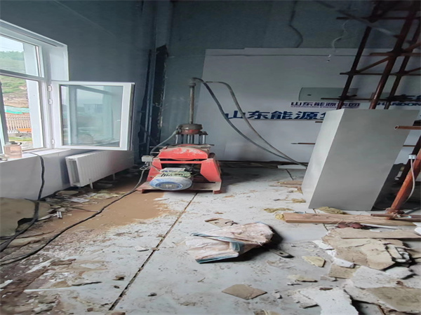 武陵源地基基础下沉墙体裂缝加固注浆顶升施工