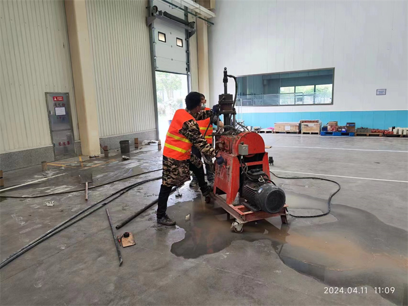 武陵源厂房地面下沉塌陷注浆加固施工